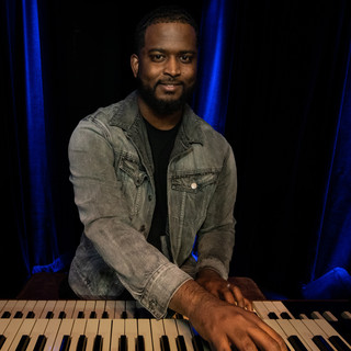 Robert Mason Trio